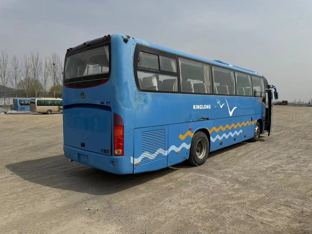Autobus long-courrier Kinglong XMQ617 Autobus 47 sièges 2018 Année de la feuille de printemps compartiment à bagages