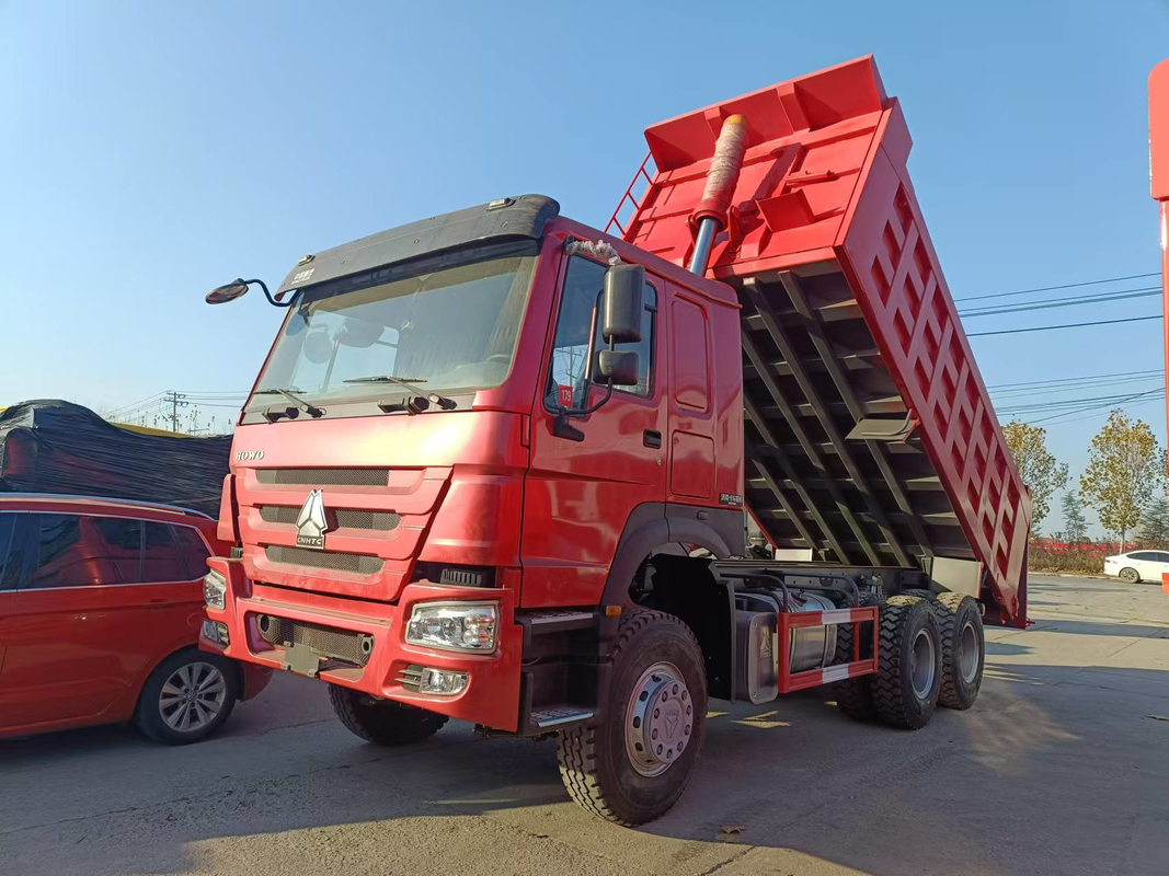 30 tonnes de camions de décharge 2024 Année Nouveau tireur en stock 371hp pompe mécanique travaux lourds