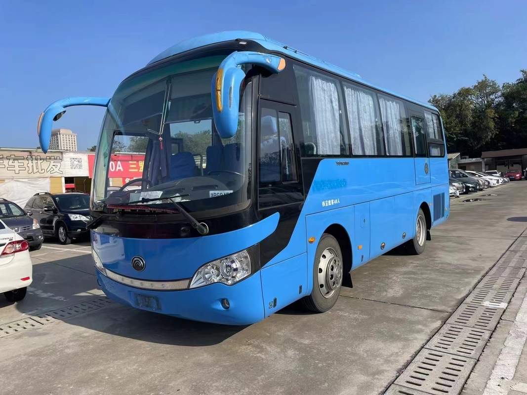 Minibus d'occasion à vendre 40 sièges 8 mètres de trajet en bus Yutong ZK6808 À gauche
