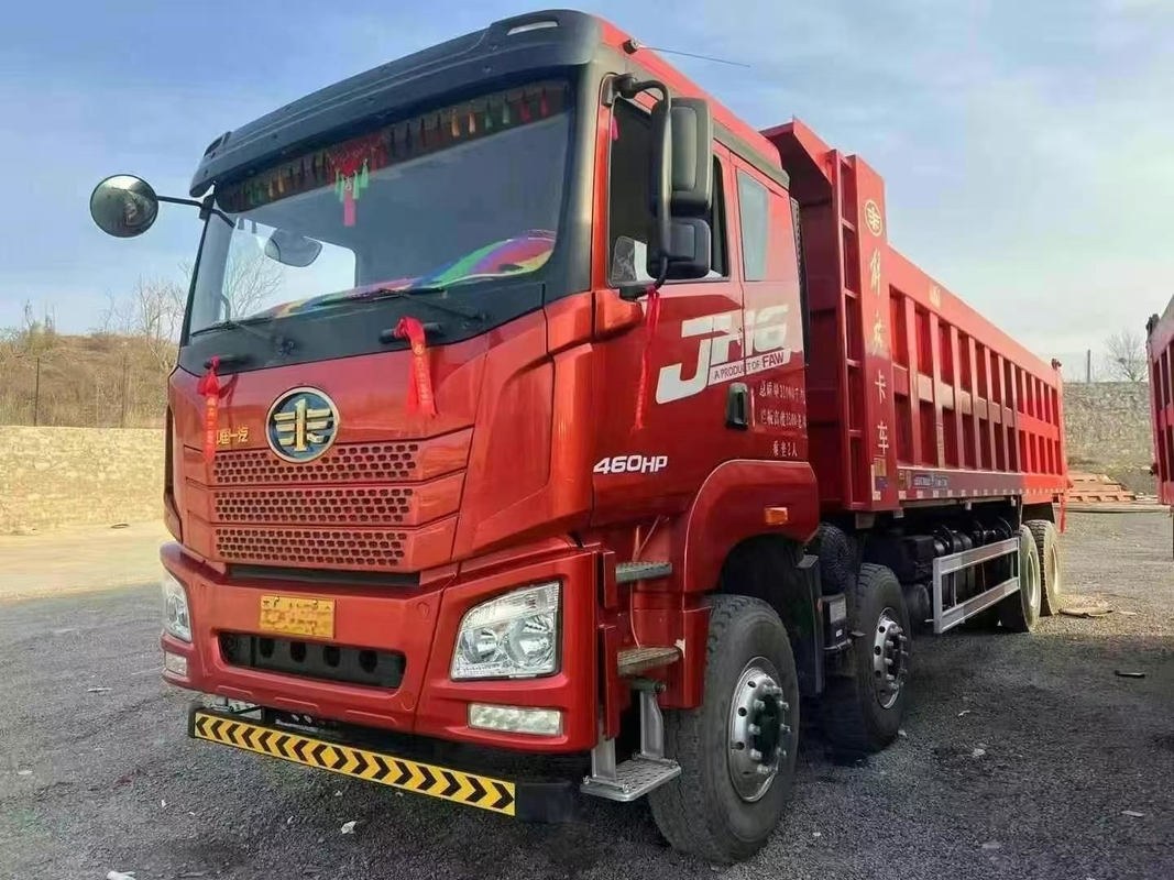 12 roues camion à décharger à vendre Jiefang 8,6 mètres Boîte 2020 Année JH6 lourd transport minier