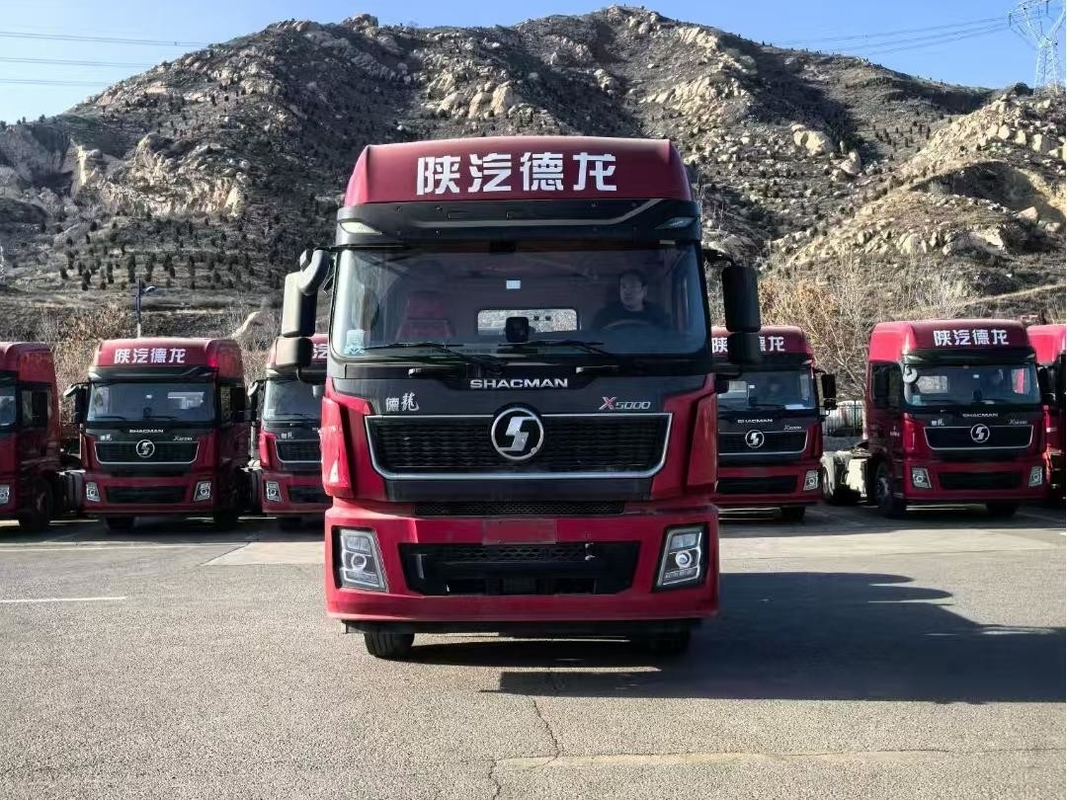 Les camions à remorquer lourds d'occasion et la tête 2023 année SHACMAN X5000 Weichai moteur 530hp boîte de vitesses rapide