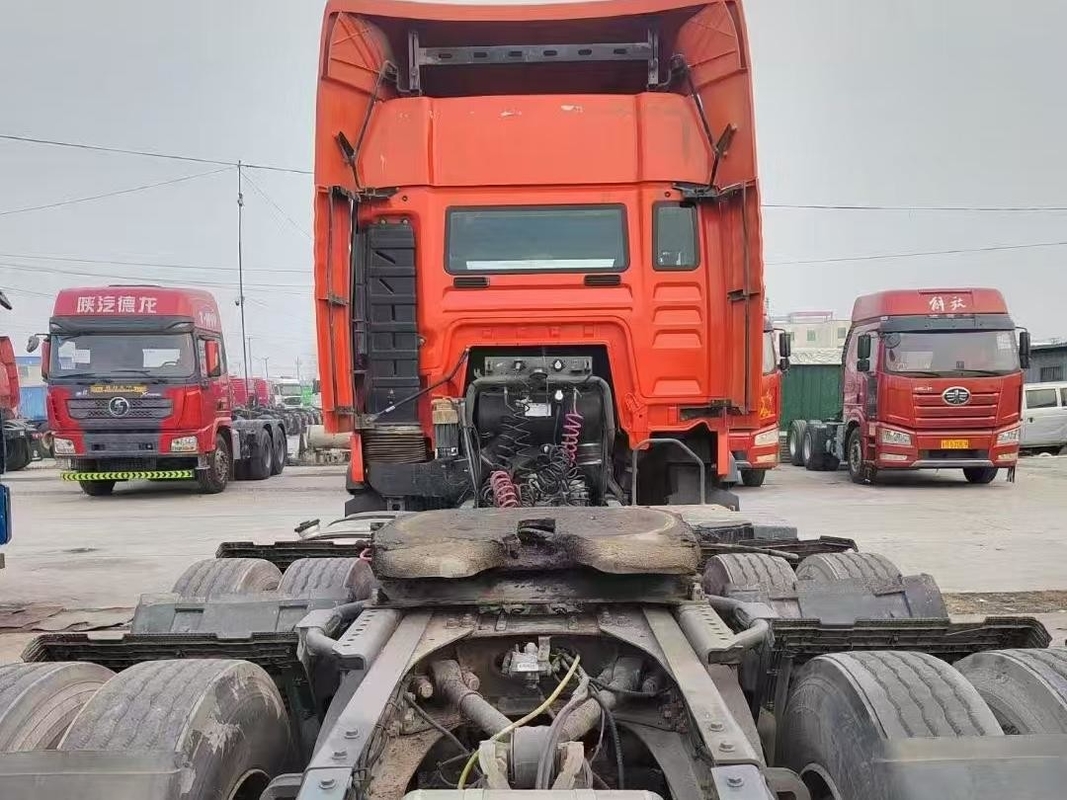 Sino Truck Howo MAN Moteur 460 ch 2021 Année 6×4 Mode de conduite HowoTX Tête de tracteur Haut toit avec couchette