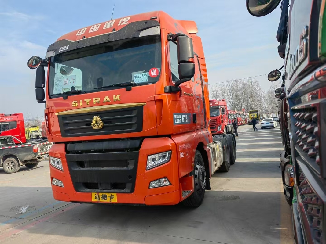 Tête de remorque Tête de tracteur automatique Tête de cheval SITRAK G7S Weichai Moteur 680 ch Capacité 15 litres