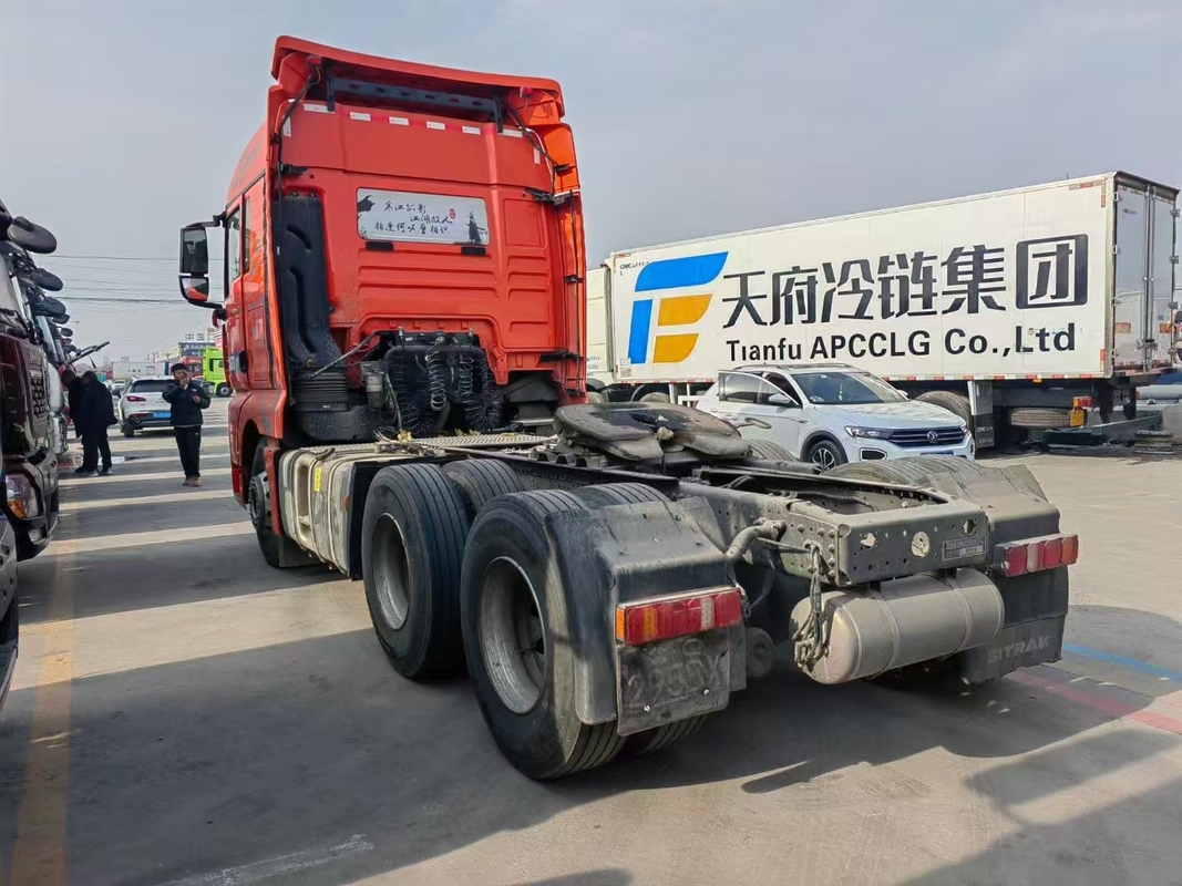 Tête de remorque Tête de tracteur automatique Tête de cheval SITRAK G7S Weichai Moteur 680 ch Capacité 15 litres