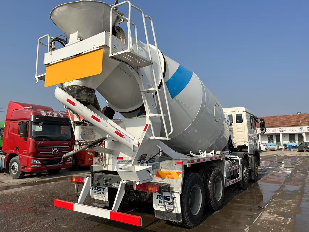 Construction de camion de béton à mélangeur 2022 Année Howo TX châssis 12cbm Capacité de réservoir 8*4 Weichai 340 ch