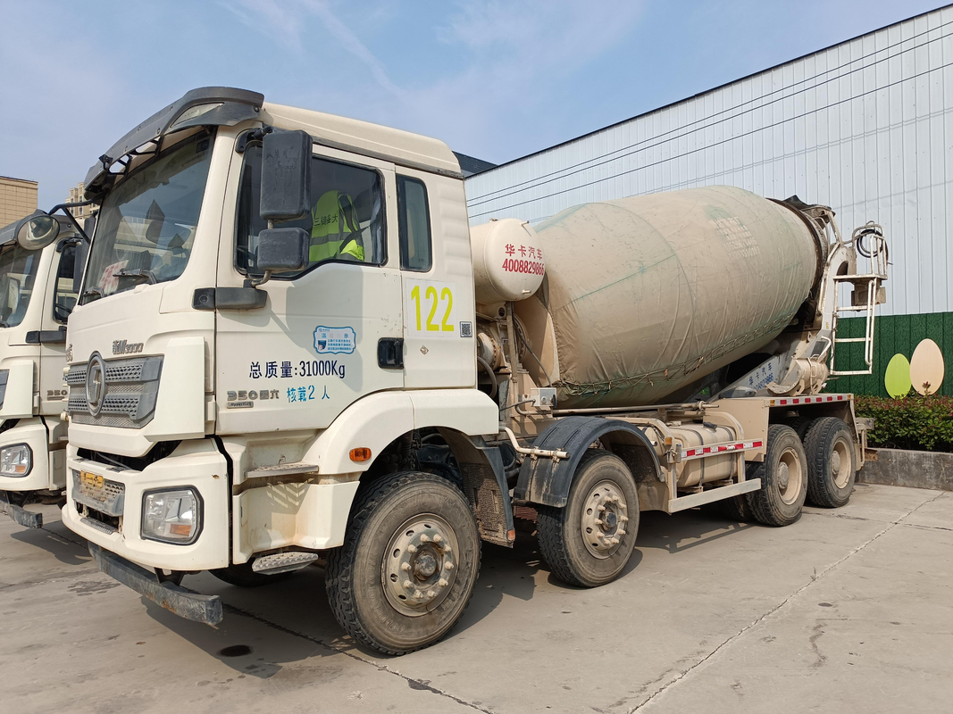 Camion de mélangeur de béton Shacman utilisé 12m3 Tanker de mélangeur M3000 Cabine 2020 Année Moteur Weichai