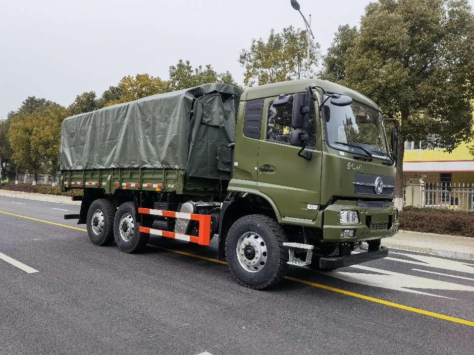 6×6 Camion cargo Dongfeng Nouveau camion camion hors route pneus cabine unique moteur Cummins Utilisation en Afrique