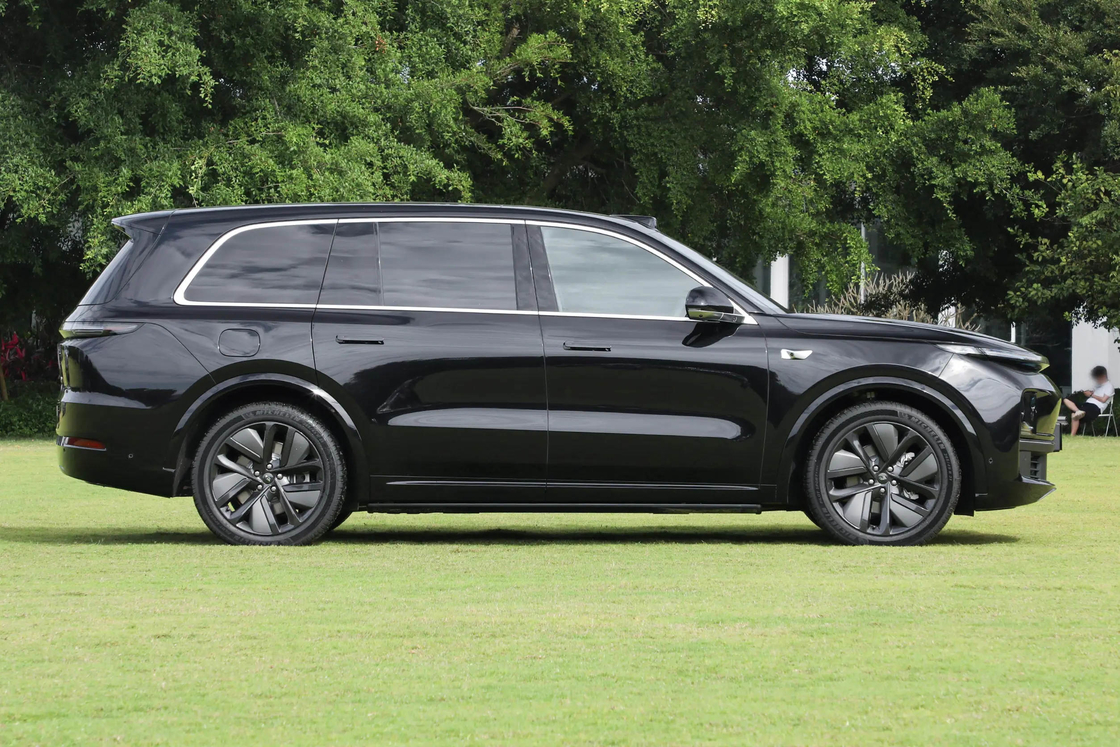 SUV avec amplificateur de portée Modèles Li Auto L9 Ultral 1.5T Portée de croisière 1000 km Vitesse maximale 180 km/h