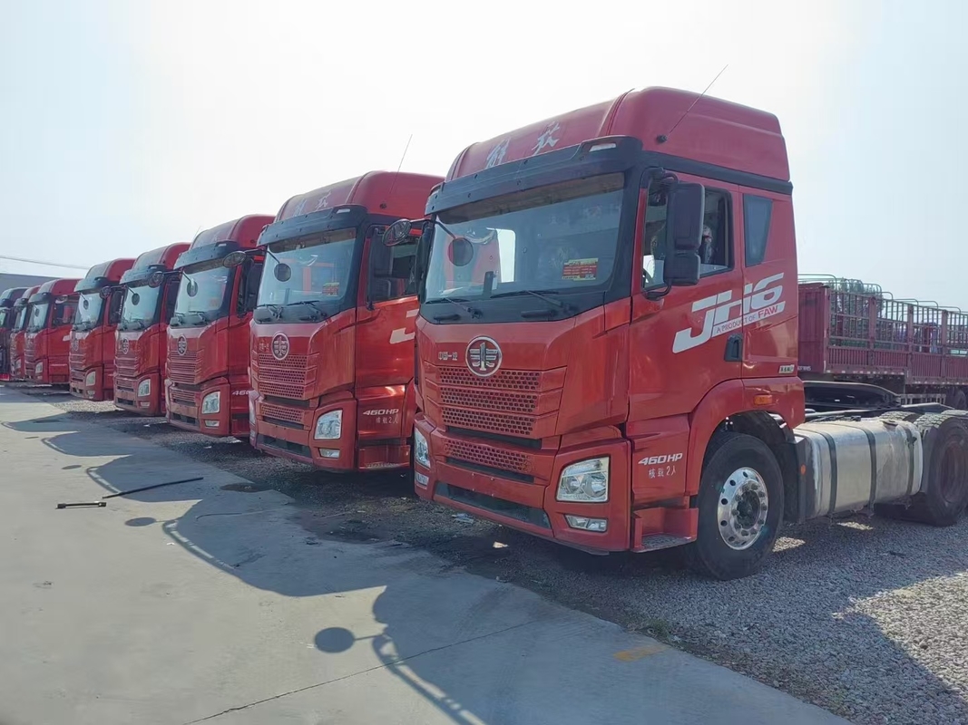 Tête de remorque Prix du camion 2022 Année 10 essais Tête de tracteur 2022 Année 460 chevaux haut toit Manche gauche