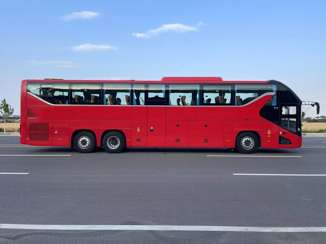 Coach de bus de luxe Yutong 56 sièges modèle ZK6137 double essieu arrière 2021 Année Airbag Suspension