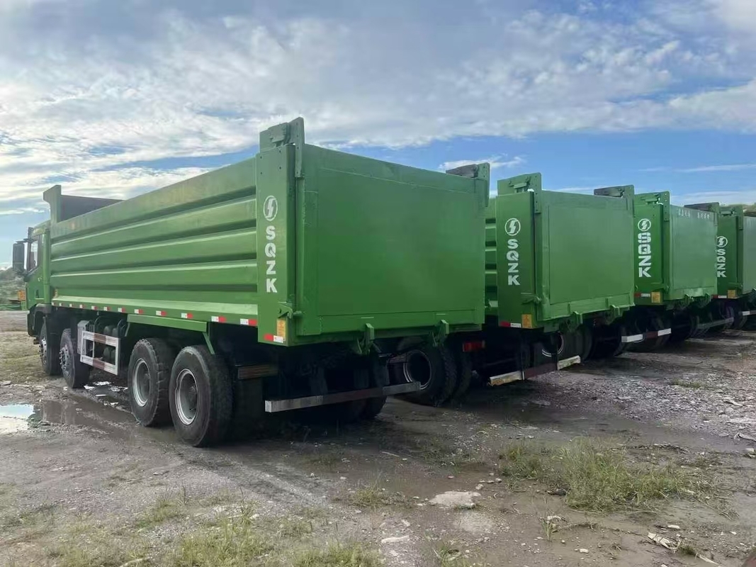 Chauffeur de roulement utilisé Shacman Pour X3000 Weichai 460hp Matériaux de construction Transport 2021 Année Arbre à main