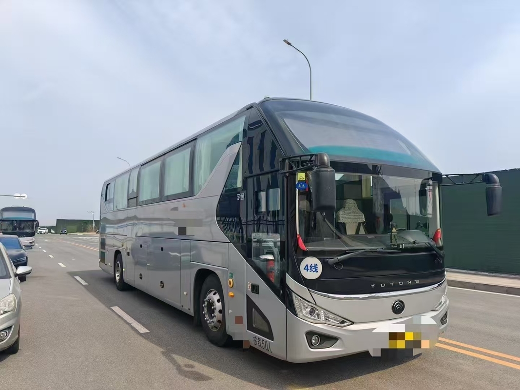 Autobus Yutong 2ème ZK6120 Modèle airbag Autoroutes de transport de passagers 50 sièges 2021 Année Véhicules de Hajj