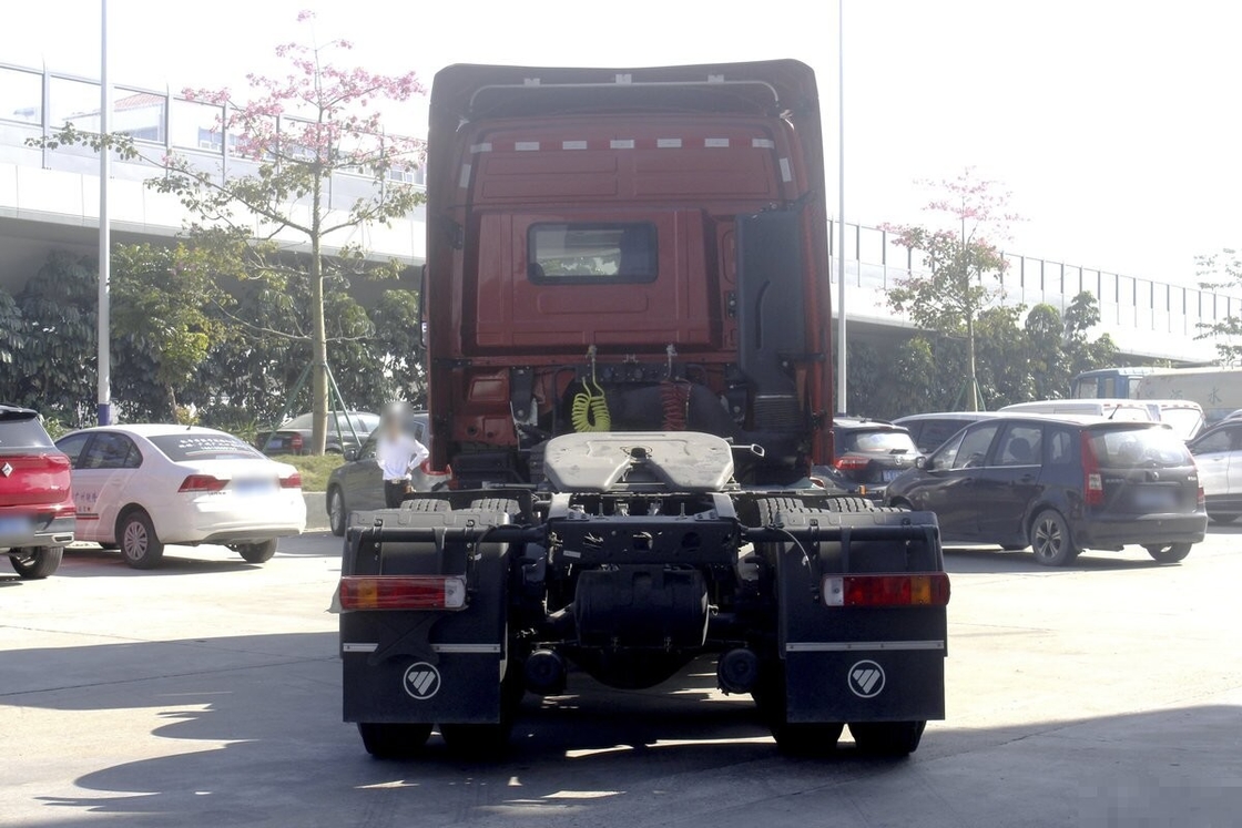 Tête de tracteur usée à vendre Foton Auman 6*4 Mode de conduite 430hp Bas kilométrage 2022 Année Moteur économe en carburant