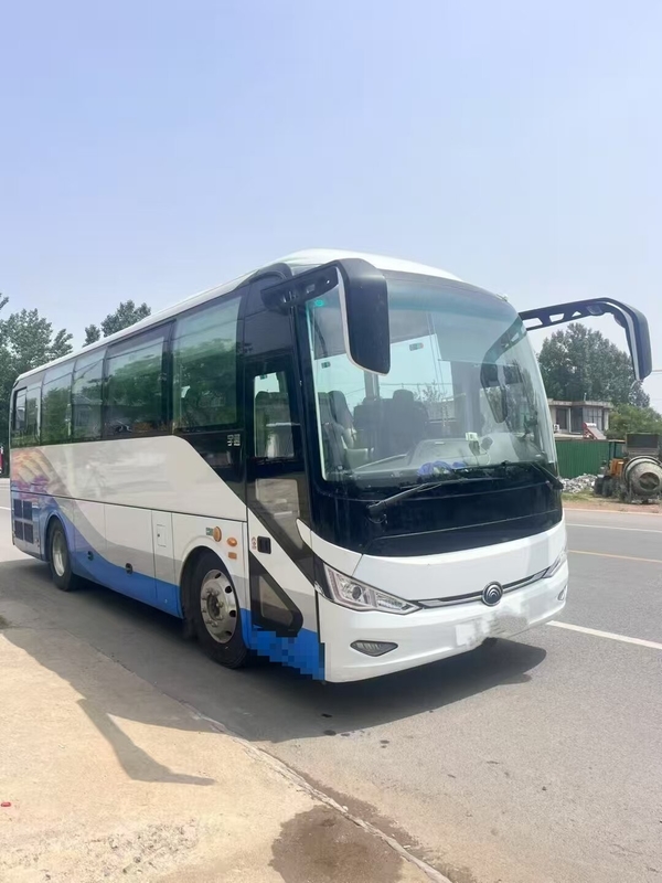 Diesel Used Bus With Luxurious Interior ZK6907H6Y1 17 Leather Seats  Church / NGO  Clean Dashboard
