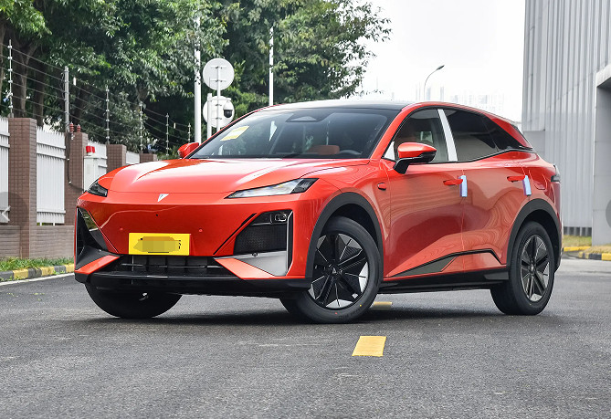 Véhicule électrique à autonomie étendue Shenlan S07 Année 2025 Système de conduite intelligent 4 places Autonomie 215KM