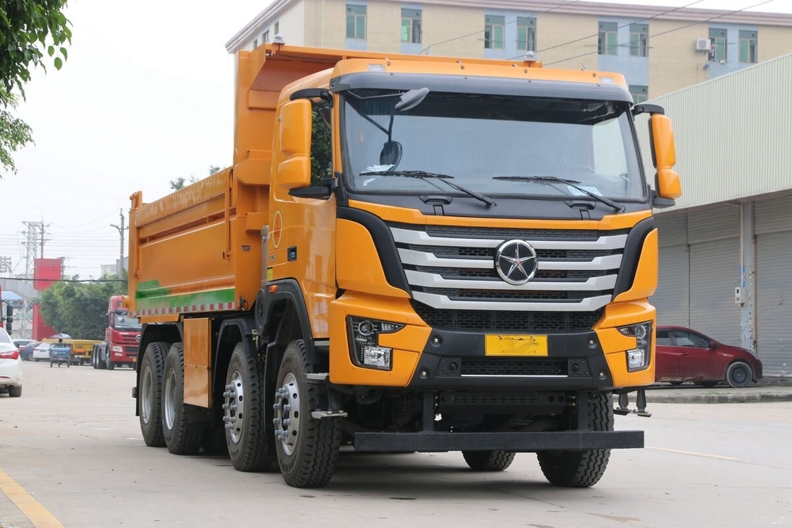 Camion à ordures d'occasion en Afrique DAYUN N8V 8*4 Mode de conduite 350 chevaux Camion à ordures de construction d'occasion Avec un faible kilométrage