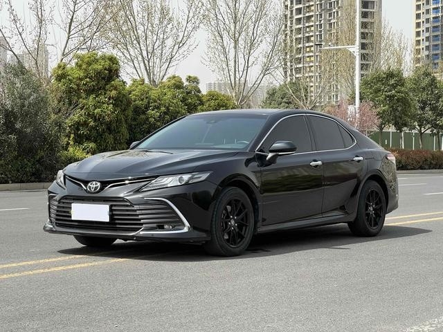 Toyota Camry Sedan d'occasion en bon état bas kilométrage 2021 Année LUX Version 45000km kilométrage