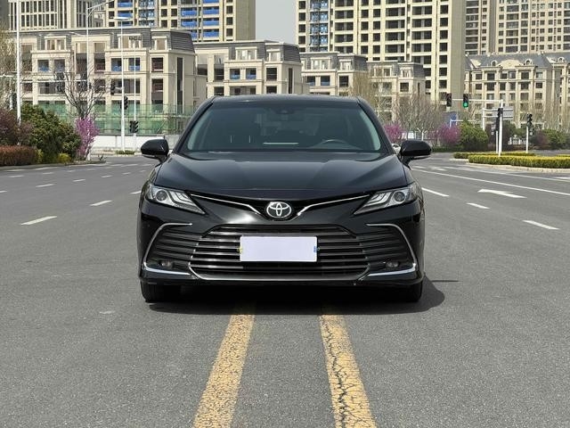 Toyota Camry Sedan d'occasion en bon état bas kilométrage 2021 Année LUX Version 45000km kilométrage