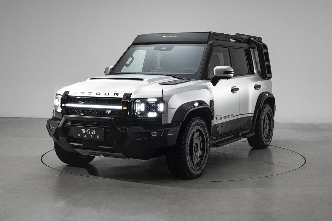 SUV chinois, faible kilométrage, argent, Dragon Wing, SUV, transmission automatique, année 2024, usage familial et commercial