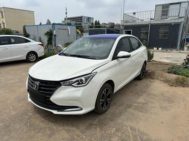 Changan Alsvin 2019 voiture familiale automatique et petite à prix abordable pour l'exportation