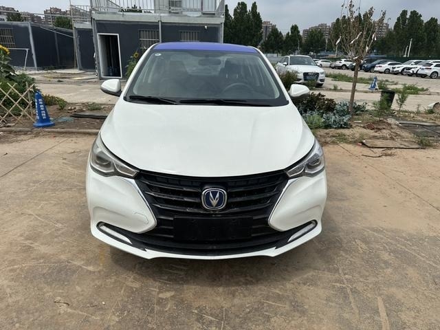 Changan Alsvin 2019 voiture familiale automatique et petite à prix abordable pour l'exportation