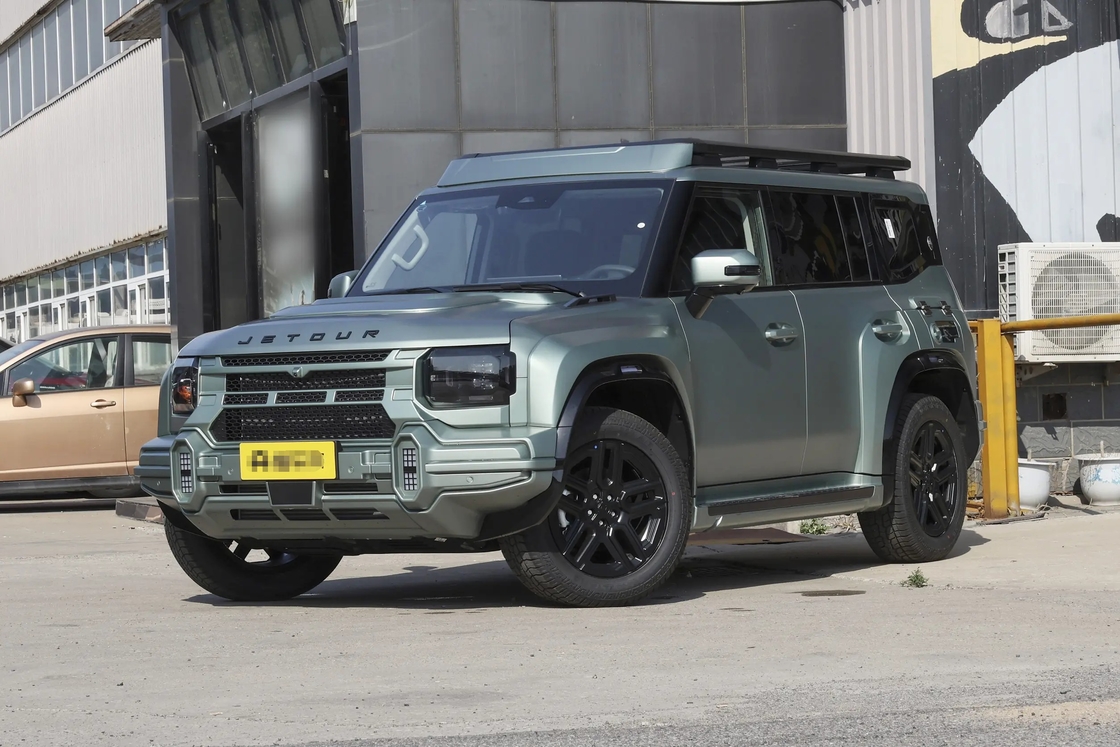 Le Chery Jetour Traveler 2.0td à essence est disponible.