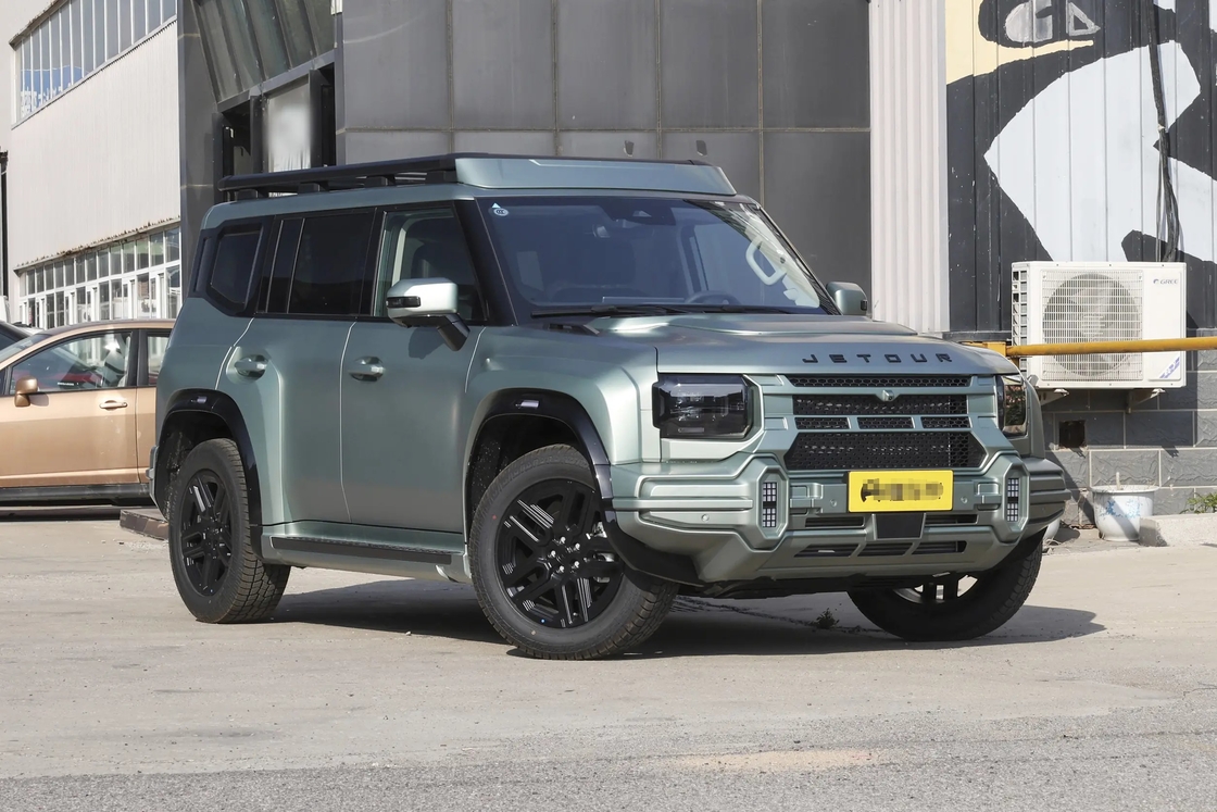 Le Chery Jetour Traveler 2.0td à essence est disponible.