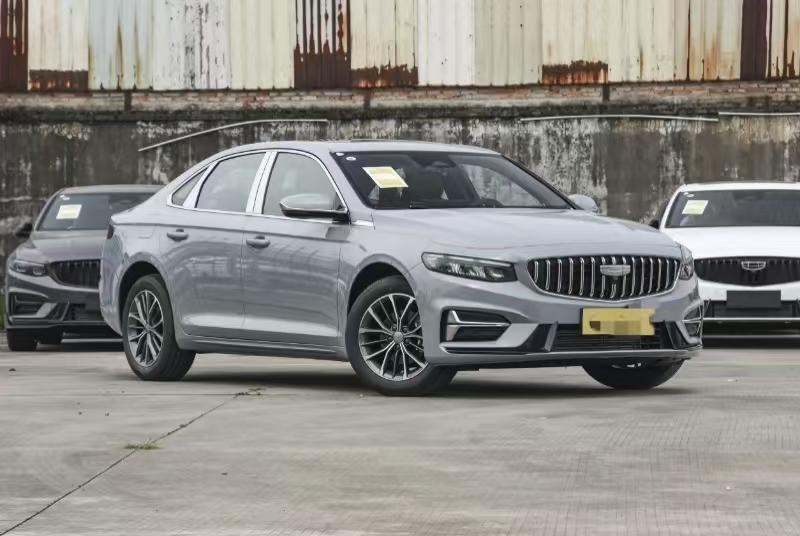 Nouveau SUV Geely 2025 Année 2 roues motrices Benzine Durable Puissant Voiture idéale Avec couleur personnalisée