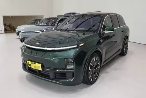 Nouveau Li8 pour l'exportation Idéal 2025 Année Transport personnel bas kilométrage électrique et essence hybride
