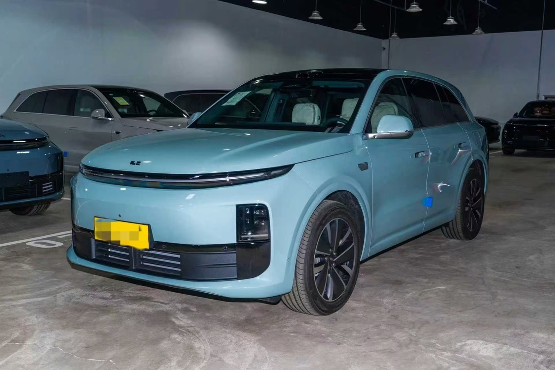 Li6 chinois pour l'exportation Idéal 2025 Année Transport personnel bas kilométrage Hybride électrique et essence