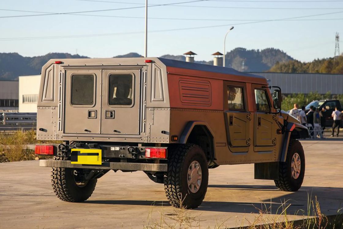 Ne manquez pas le fourgon à toit bas Dongfeng Mengshi Nixingzhe 500 4.0T V8 Diesel 2022