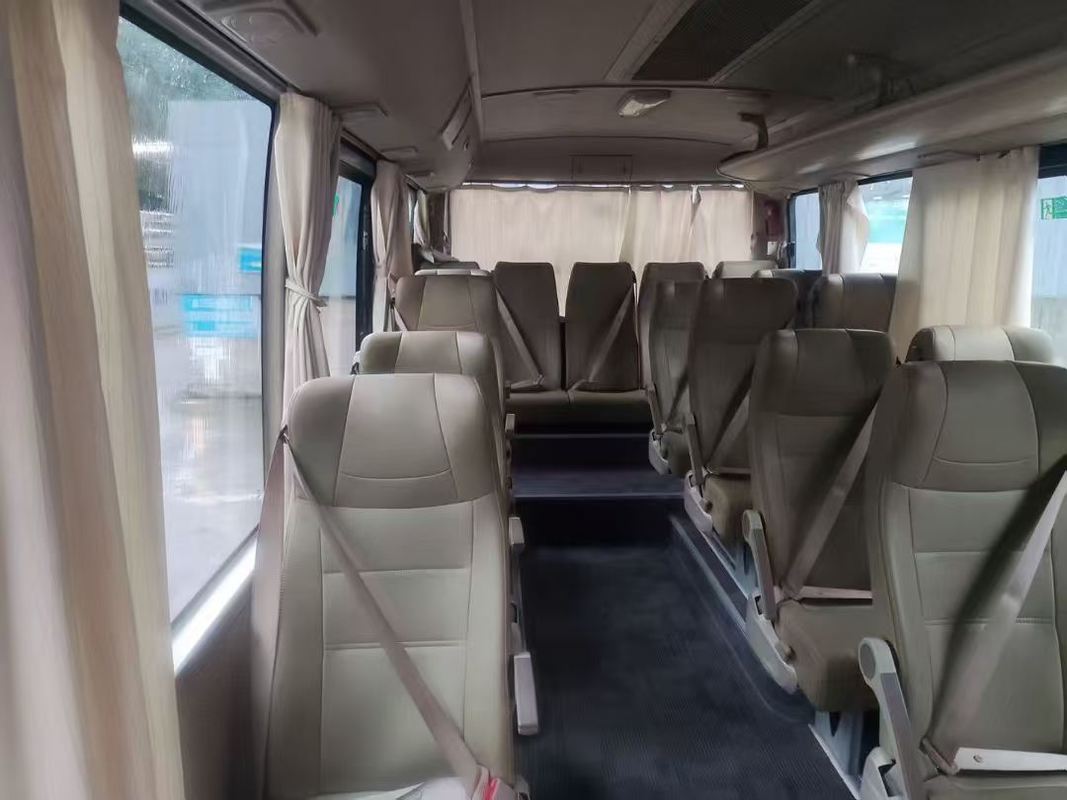 ZK6729D63 Yutong Autobus de passagers d'occasion 10-23 sièges Autobus de luxe à une porte à volant à gauche