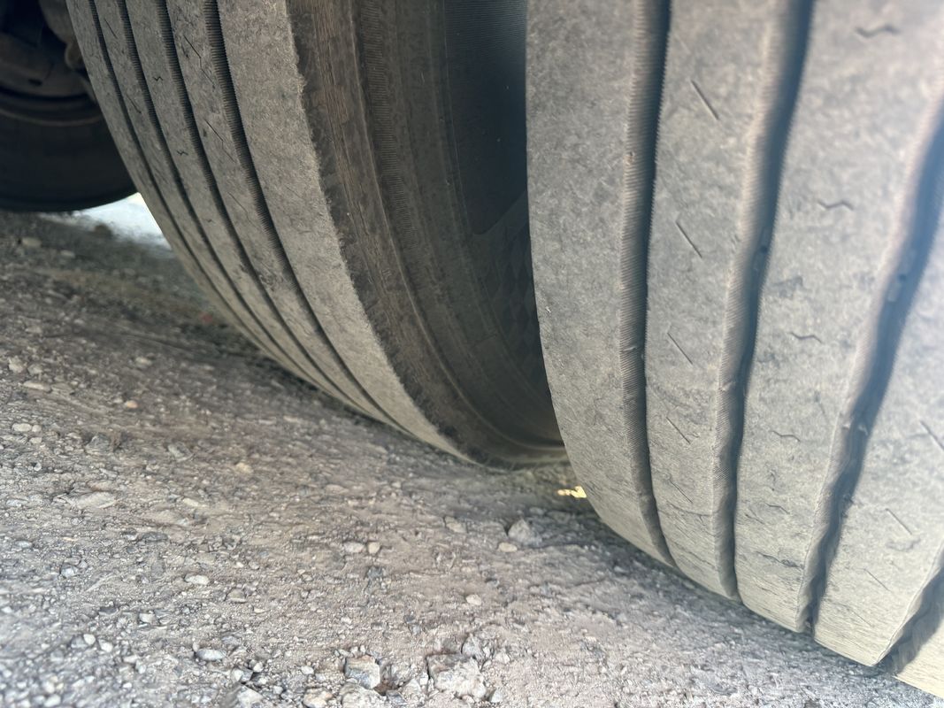 ZK6110 Yutong Bus de passagers d'occasion 2020 56 places 2 + 3 Aménagement Deux portes à la main gauche Bus de luxe