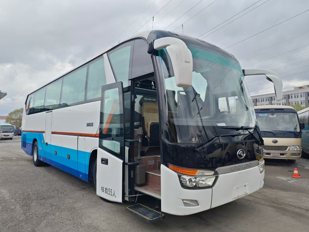 2020 Coach de seconde main 55 sièges 12 mètres Forme lisse Autobus King Long utilisé XMQ6129 Double porte