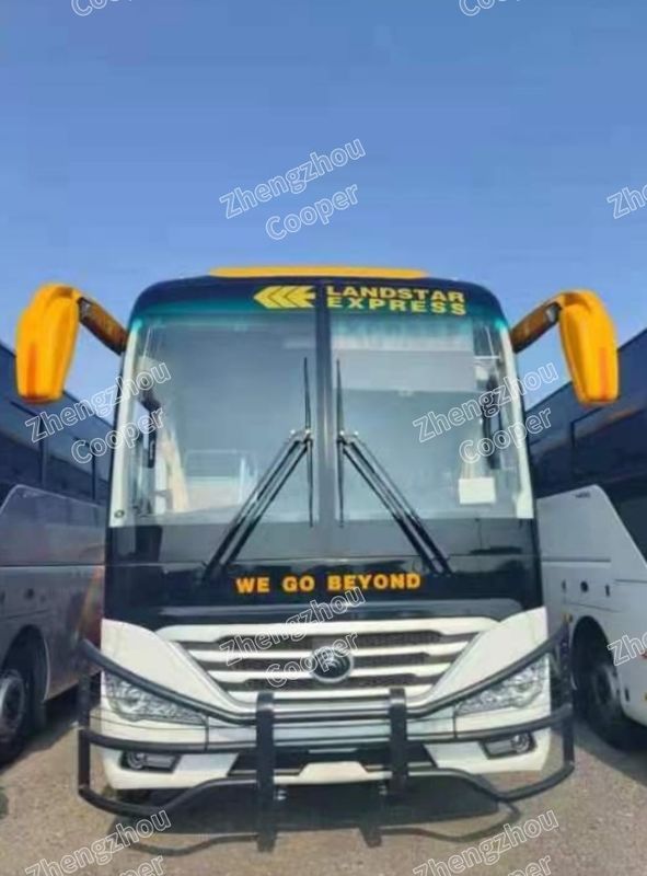 ZK6120D Yutong Marque Nouveau Bus de Voyage 2025 67 Sièges Configuration 2+3 Moteur Cummins Deux Portes Passagers et 1 Porte Conducteur Bus de Luxe à Conduite à Droite