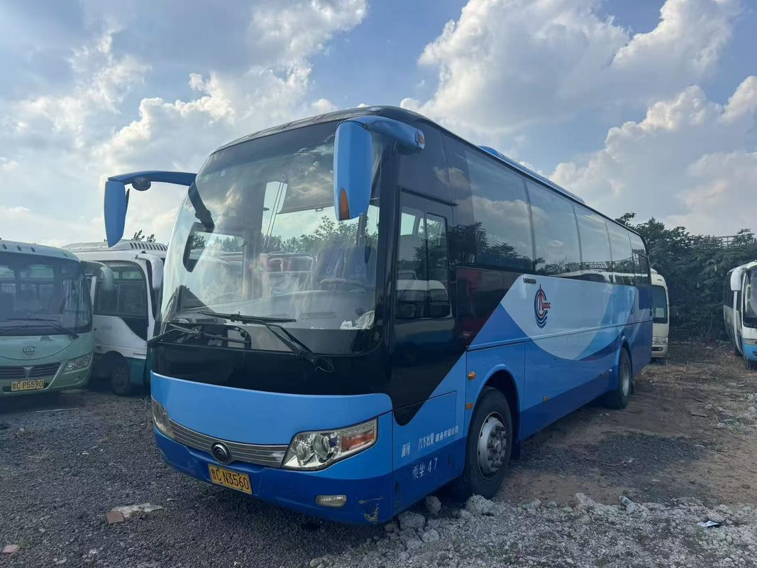 47 Seats 2021 Year Used Yutong Bus ZK6107 Diesel Engine RHD LHD Driver Steering Luxury Bus