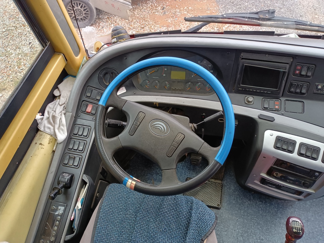 Autocar de tourisme Yutong d'occasion 55 places pour église, interurbain, aéroport, navette scolaire, bus interurbains