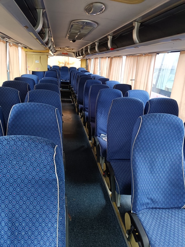 Autocar de tourisme Yutong d'occasion 55 places pour église, interurbain, aéroport, navette scolaire, bus interurbains