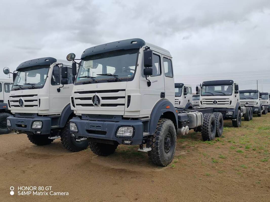 Nouveau tracteur Bei-ben camion tracteur 10 roues moteur Weichai Lhd/Rhd Afrique prix