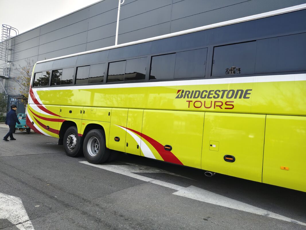 Nouveau 72 sièges diesel Yutong Coach Bus D14 Weichai moteur Voyage de banlieue Bus interurbains Rhd/Lhd
