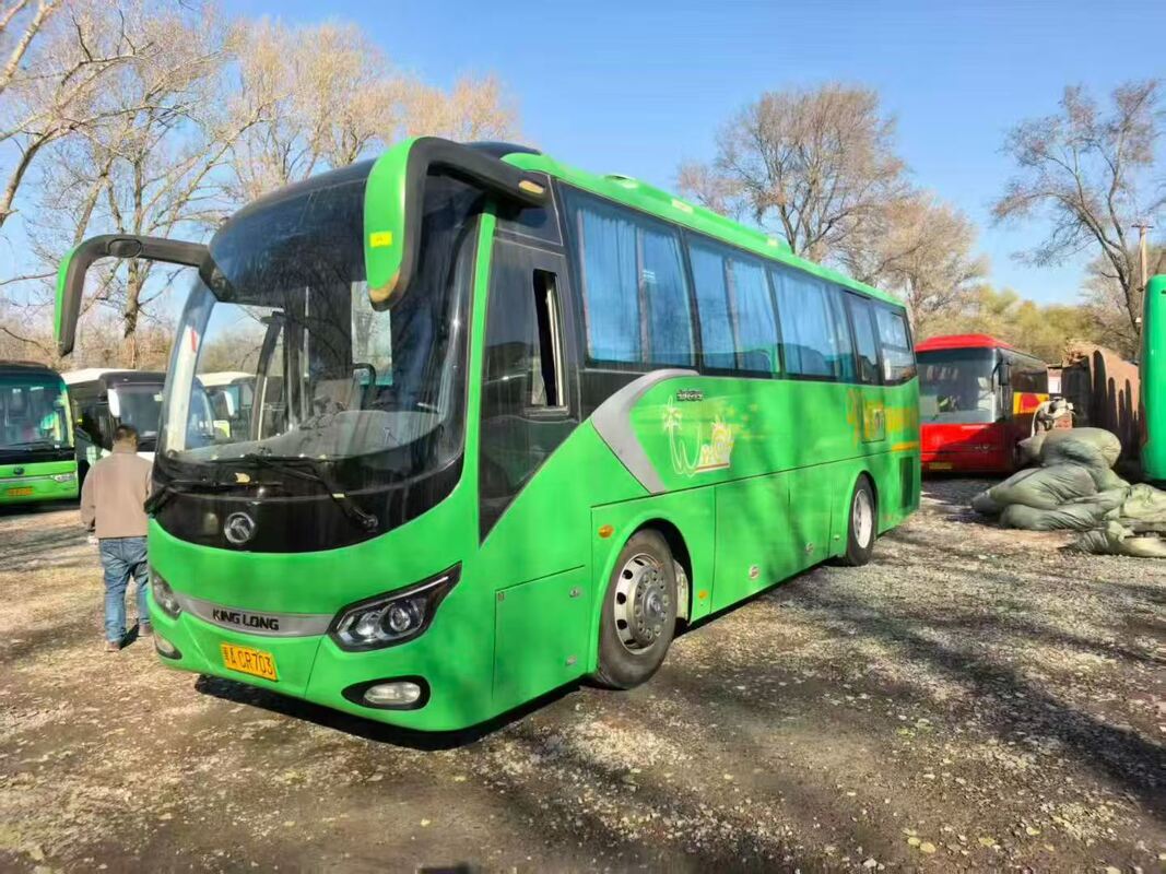 Autobus Kinglong d'occasion 39 places Luxe Leafspring Suspension Yuchai École du moteur Tour Coach interurbain