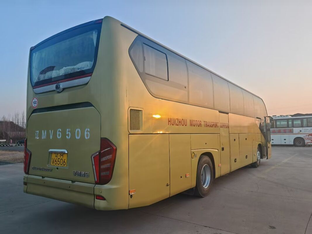 Autobus de deuxième main Yu-tong ZK6128 Yuchai 50 sièges 2021 Transport de luxe avec climatisation