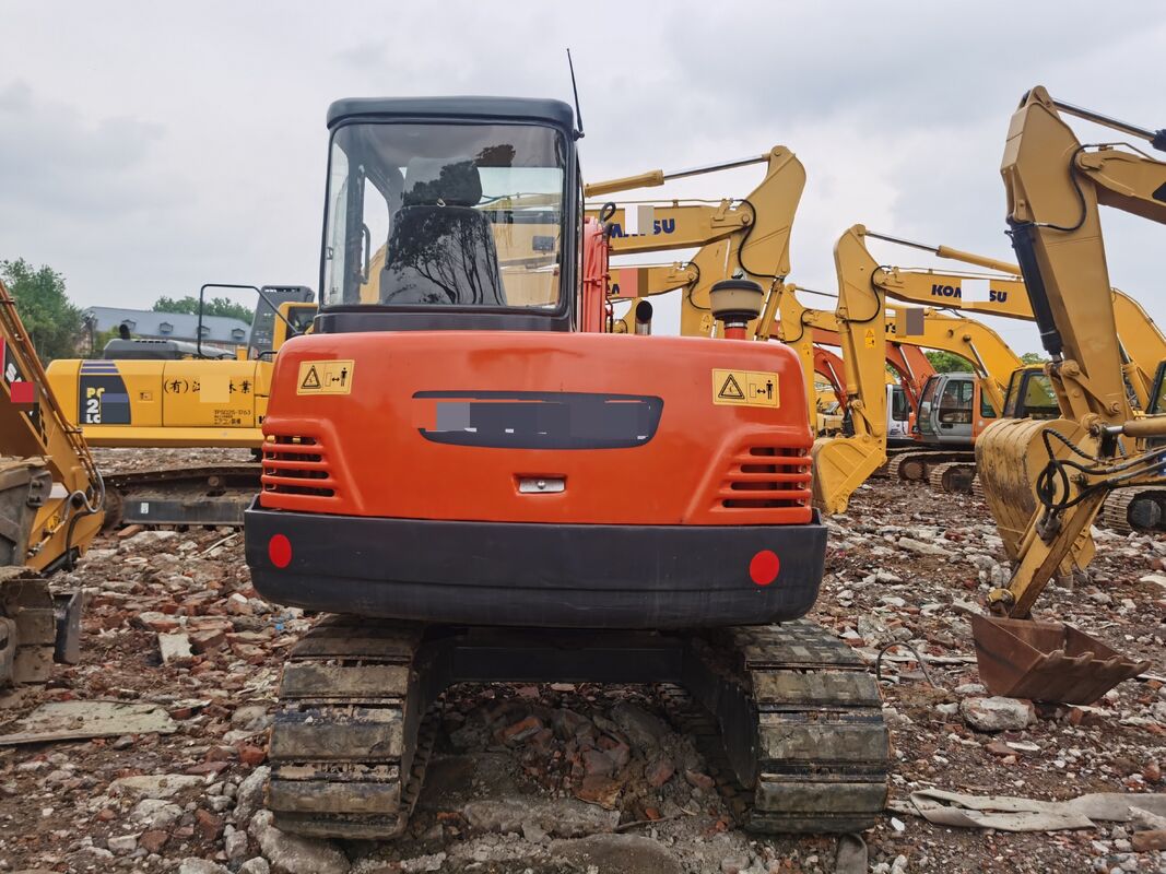 Excavateur d'occasion de marque chinoise en excellent état 5,4T capacité 0,18 puissance nominale 36,2 kW pour la construction