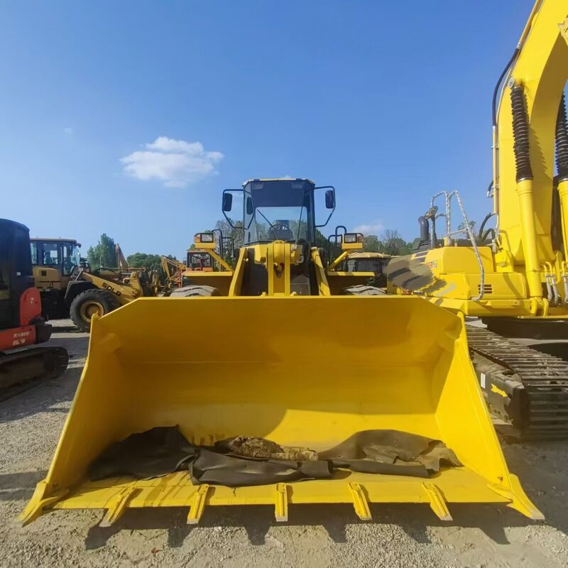Nouveau Arrivage Chargeuse d'occasion marque chinoise Capacité du godet 3m³ 5 tonnes en excellent état puissance nominale 146kW 8,27 L pour la construction en Excellent état