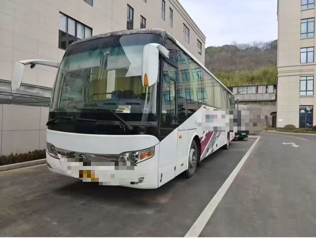 Autobus d'occasion Yutong Zk6122 Yuchai 330cv Ressorts à lames 60 sièges Transport de luxe avec climatisation