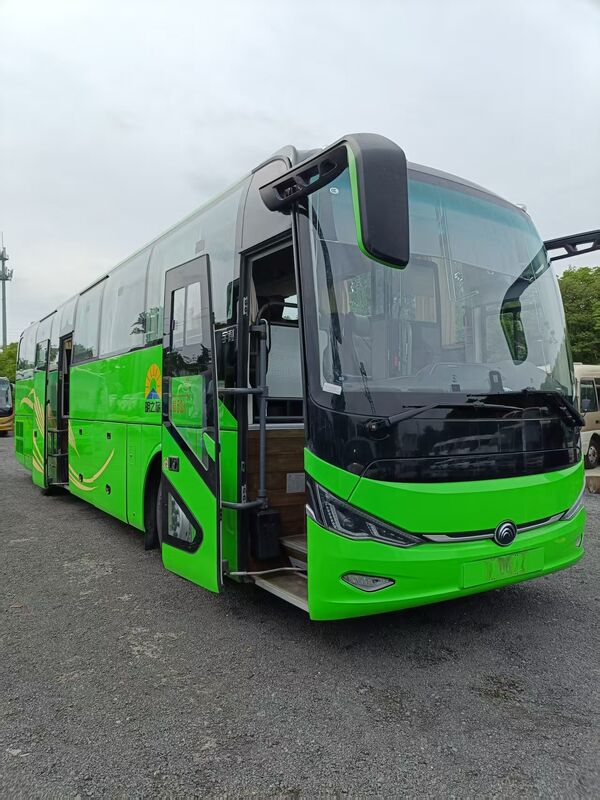 Autobus d'occasion Yu-tong ZK6127 Weichai Euro 6 Ressort à lames 50 sièges Année 2023 Transport de luxe avec climatisation pour navette ou longue distance