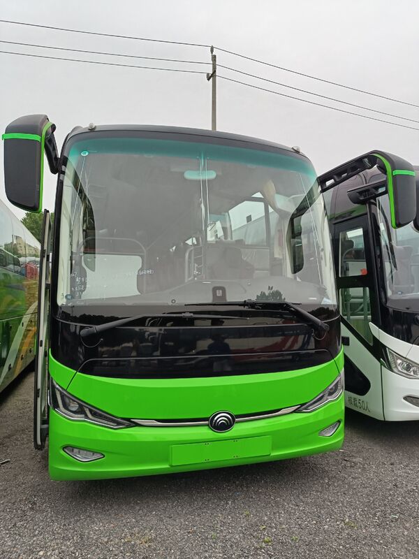 Autobus d'occasion Yu-tong ZK6127 Weichai Euro 6 Ressort à lames 50 sièges Année 2023 Transport de luxe avec climatisation pour navette ou longue distance