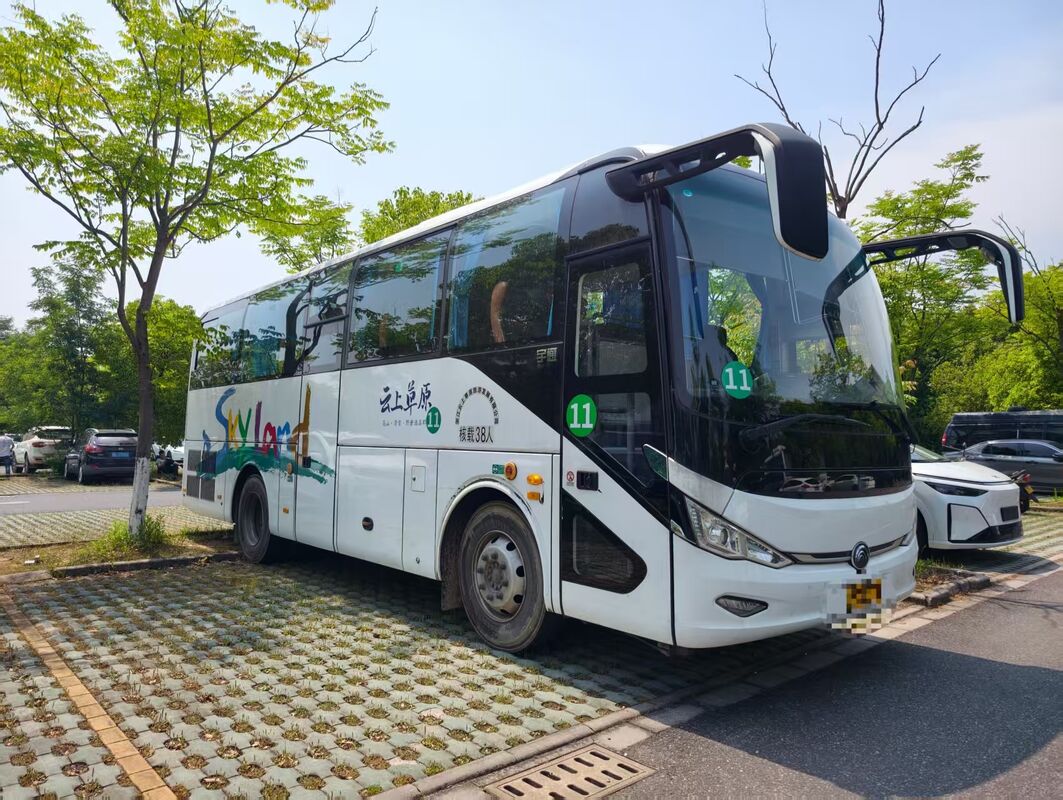 Used Coach Buses Yu-tong ZK6907 Weichai Euro6  Leaf Spring 38 Seats 2023 Year Lux Transport With Air Condition For Shuttle or Long Distance