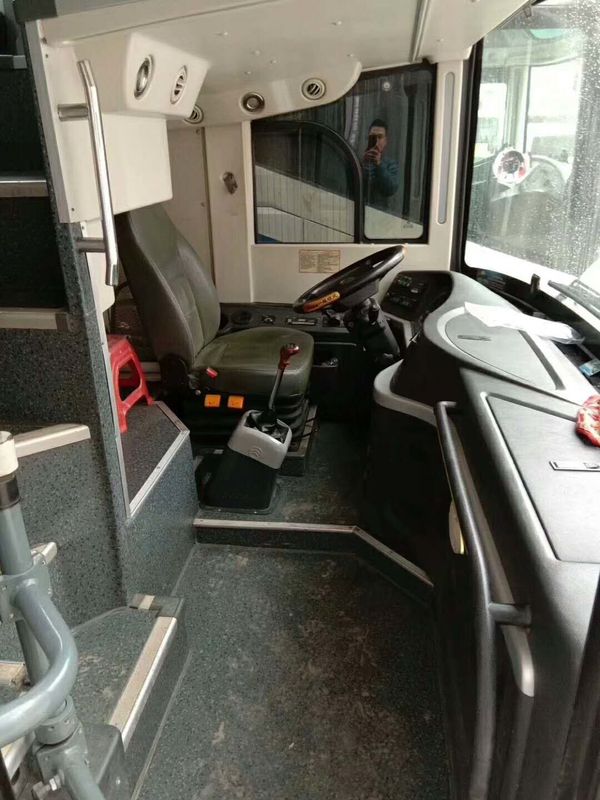 48 sièges ont utilisé les autocars, châssis d'airbag d'occasion d'entraîneur avec six nouveaux pneus