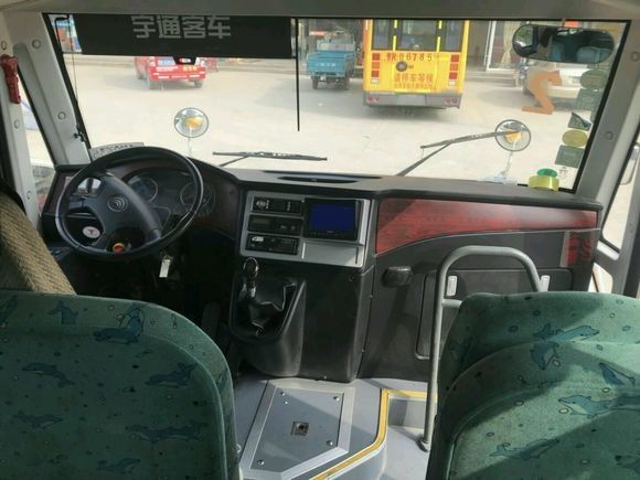 Le diesel de LHD modèle l'école Van, petits autobus scolaires utilisés d'occasion avec 37 sièges